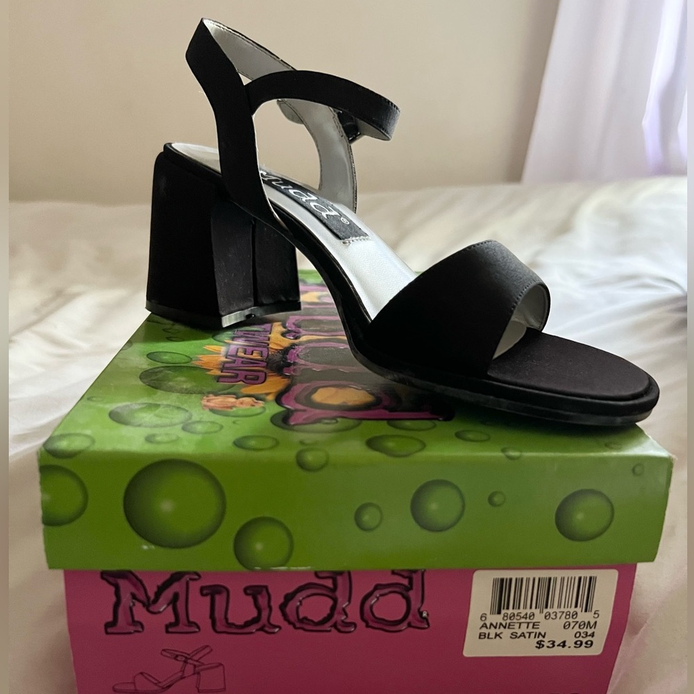 Mudd platform heels size 7